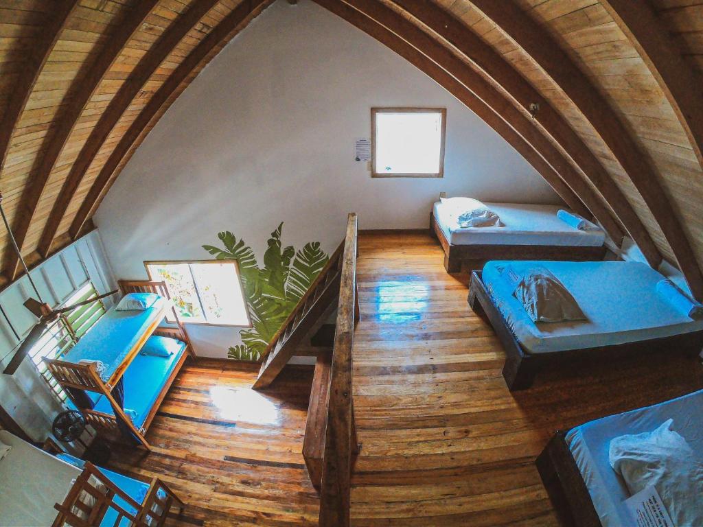 best hostel caye caulker