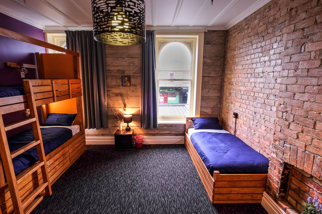 best hostels in auckland